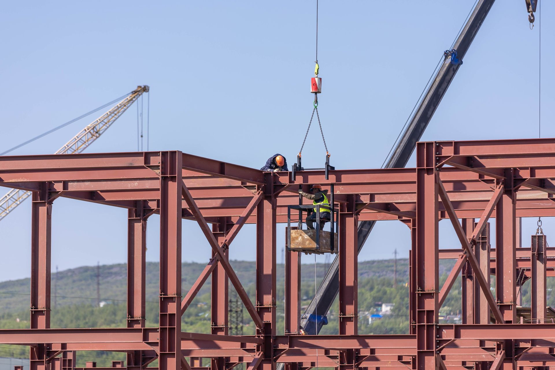 Steel-Frame Clear-Span Buildings in Springfield MO